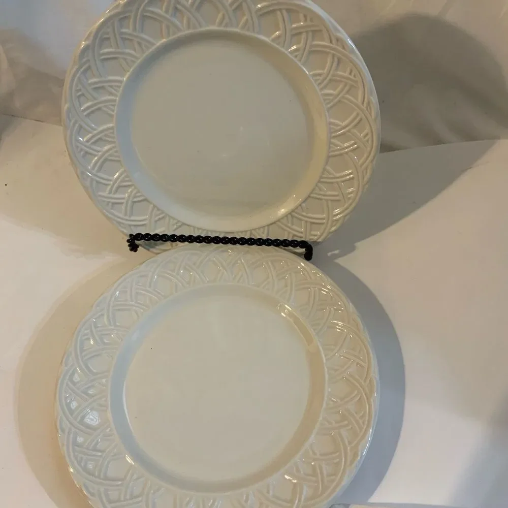 Set PIER 1 BASKET RELIEF Pattern Dinner Salad Plate Bowl Mug